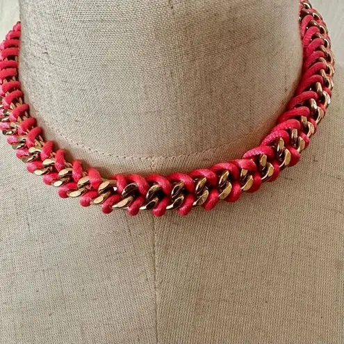 Twisted Pink and gold tone  chain necklace