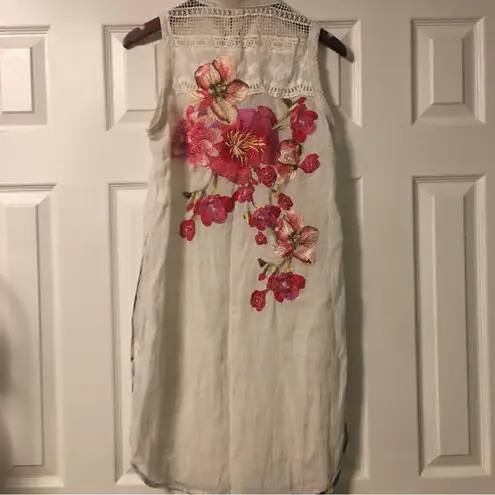 Aratta Silent Journey White Plaid Button Up Tunic