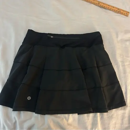 Lululemon  4 Pace Rival Skirt Black, Mini Skorts Has Shorts Underneath