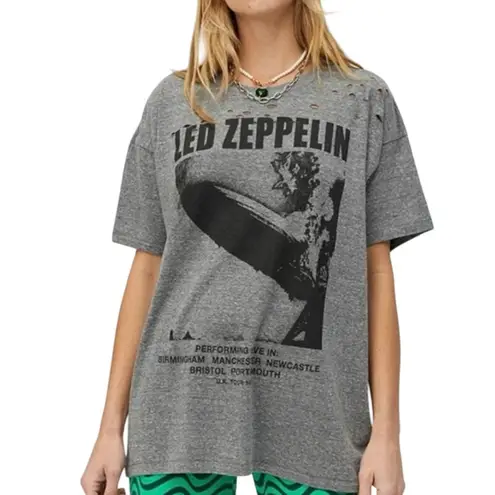 Daydreamer Led Zeppelin Merch Tee in Grey, Size Large New w/o Tag MSRP $88