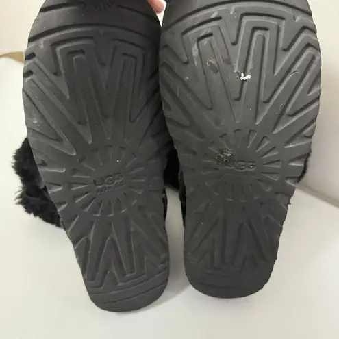 UGG  Australia Boots Womens 10 Black Bailey Button Short Ankle Leather Booties