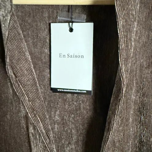 En Saison Route Wrap Brown Corduroy Wrap V