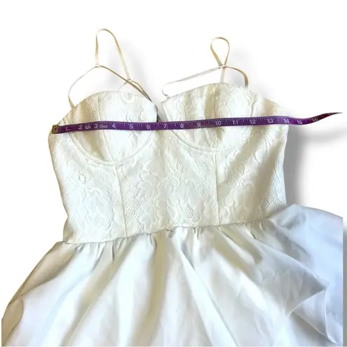 NBD Revolve  Swoon Sexy White Bustier Dress Lace Peplum Open Back Bridal Size Sm - Image 7
