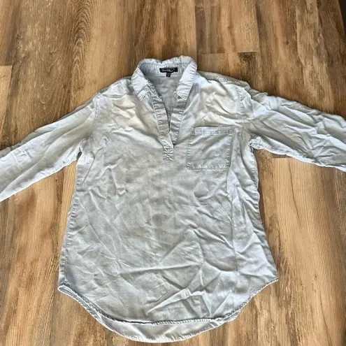 Velvet Heart Half Sleeve Blue Shirt - Size M - Light Wash