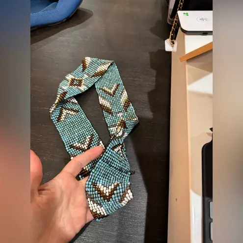 Beaded Turquoise and Brown Bracelet. See measurements Blue