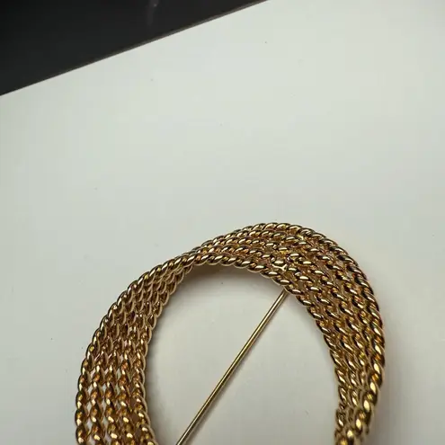 Monet Shiny Entwined Circles Swirl Gold Tone Brooch Pin Signed Vintage