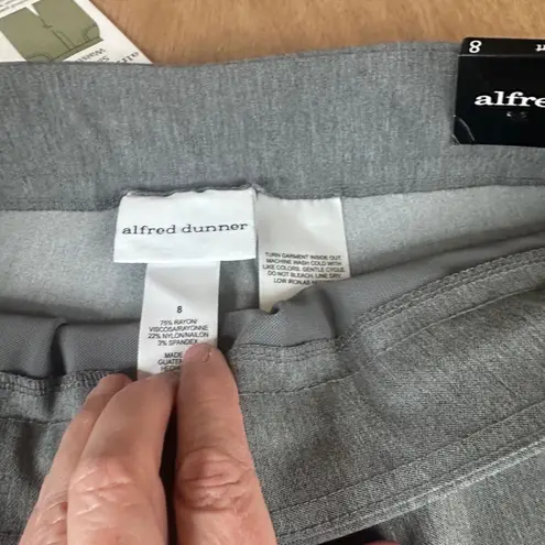 Alfred Dunner Allure Pants Size 8 Gray Slimming Waistband Stretch Ankle