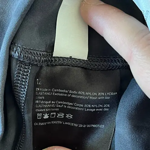 Lululemon  Athletica Align High-Rise Crop Capri Length Black Leggings SIZE 12