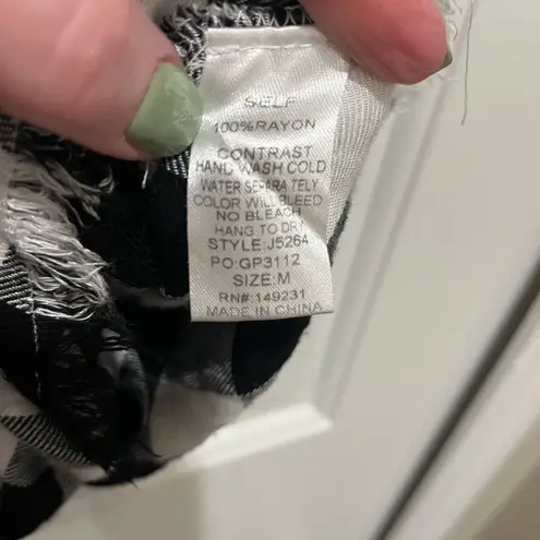 Kori Buffalo Plaid Sleevless Flannel Distressed Ruffle Hem Button Down Sz M