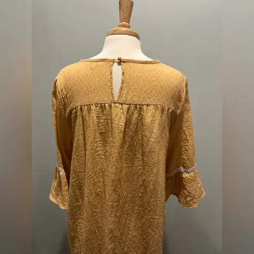 Hayden  Los Angeles bell sleeve Mustard Color ladies size large dress