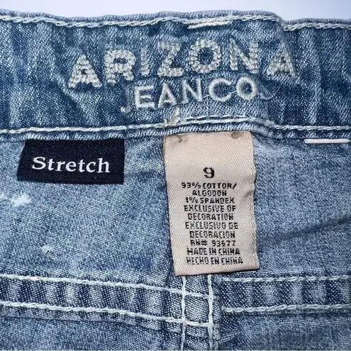 Arizona Jeans Co. Junior's Lightly Distressed Light Wash Bermuda Shorts w/Belt-9