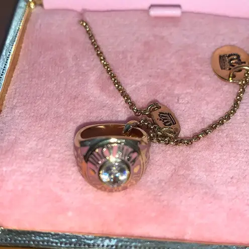 Juicy Couture Retro  Pam & Gela Pink Gold Class Ring Necklace Limited Edition