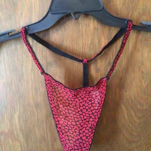 Gilligan and OMalley Short Heart Nightie with Thong NWOT SZ Medium Red