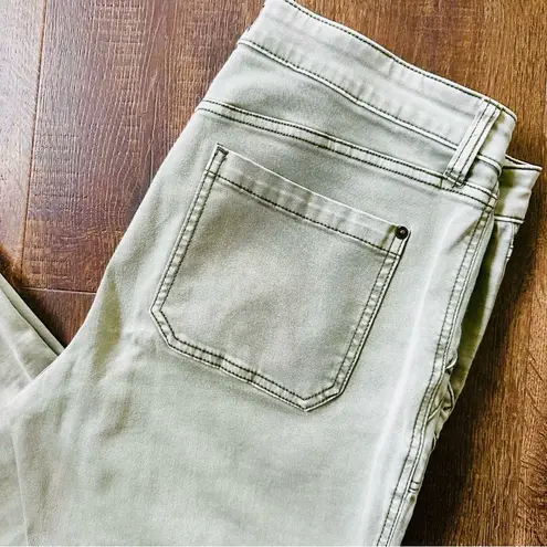 Anthropologie Hei Hei Cargo Pants | Grey/Green | Size 31 Green