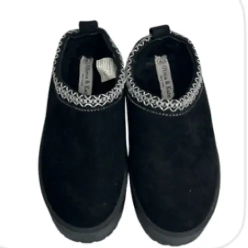 Olivia & Kate Women's Black Platform Clogs Size 6 Casual Shoes