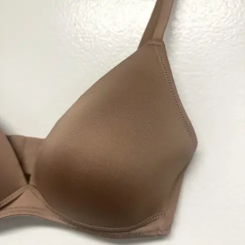 Maidenform  Underwire Plunge Bra 3 Nude  Size 34 C EUC