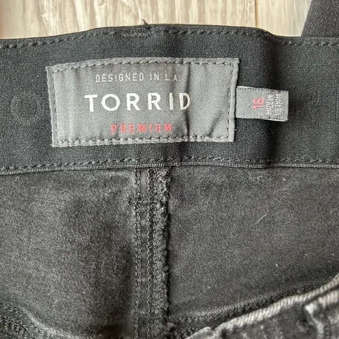 Torrid  Black Distressed Skinny Jeans Size 16