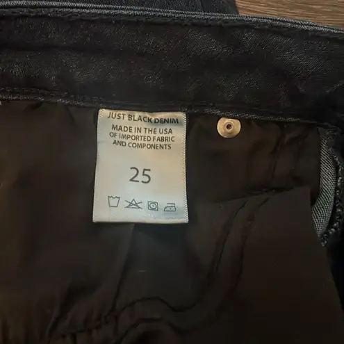 Just Black Women’s  Skinny Jeans, Dark Wash Blue Denim, Size 25