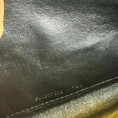 Yves Saint Laurent YSLwalllet on chain wok Gray