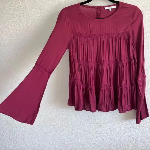 Ro & De  Womens Burgundy Tiered Lace Blouse