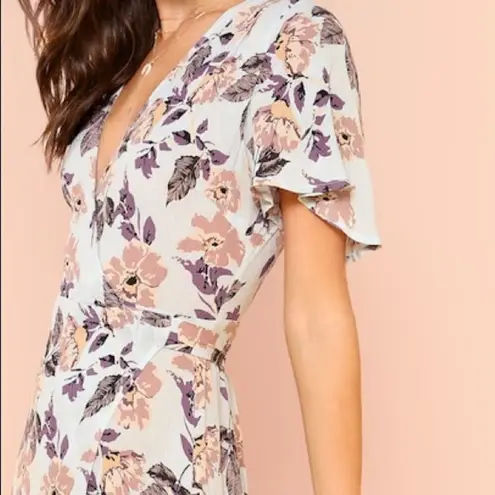 ✨2xHP✨Petal Sleeve Wrap Dip Hem Dress✨ Purple Size M