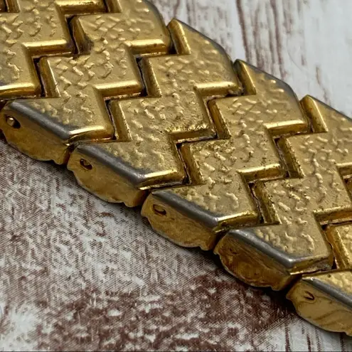 Solitaire Vintage Jeweled Link Square Face Watch