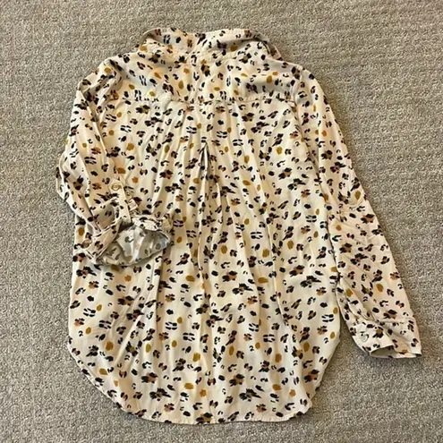 Velvet Heart Animal Print Button Top With Convertible Sleeves