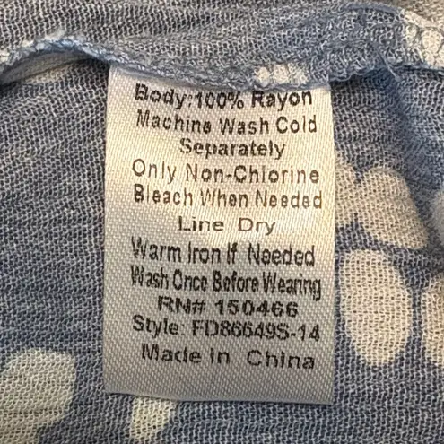 Monday Fun (Stitchfix) Kearney Henley Top NWT Women’s size M Blue Size M