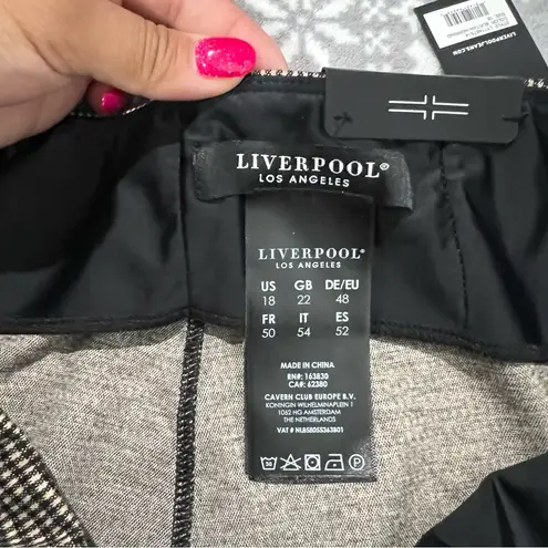 Liverpool Jeans Company Stitch Fix Liverpool Reese Slim Straight Leggings Pull On Black/Tan Size 18W