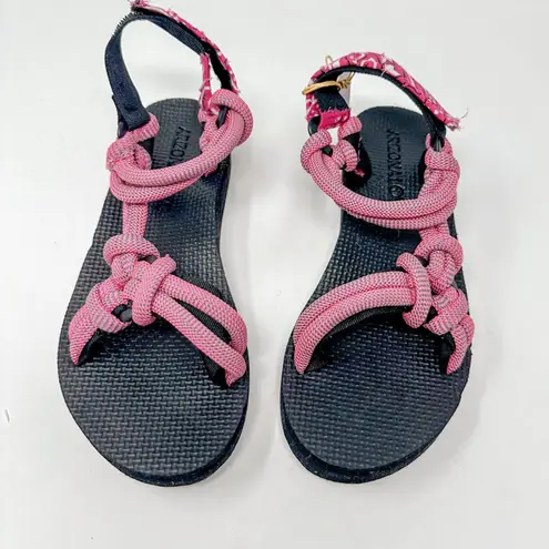 BRAND NEW Arizona Love Trekky Rope Pink Sandals, New with Tags Size 38 MSRP $140