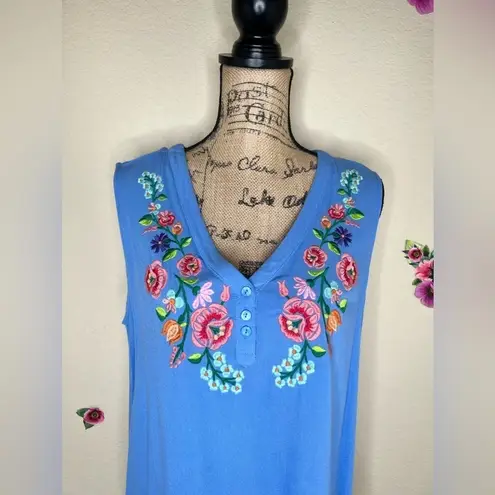 Kori Embroidered Light Blue V Neck Floral Tank Top Size Large