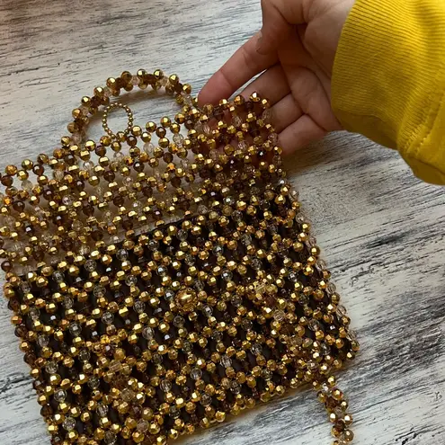 SAMANTHA HESKIA ✨Chic Gold Clutch for Elegant Evenings