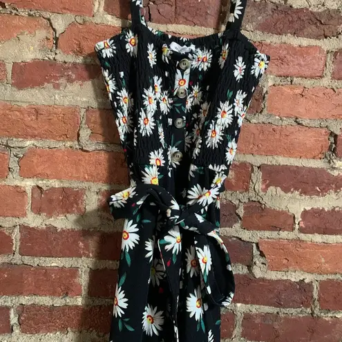 Daisy May 🌼 Black floral maxi romper 🌼
