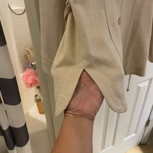 Escada Women's Beige Blazer/Jacket silk/new wool blend size 36/US 6 Tan