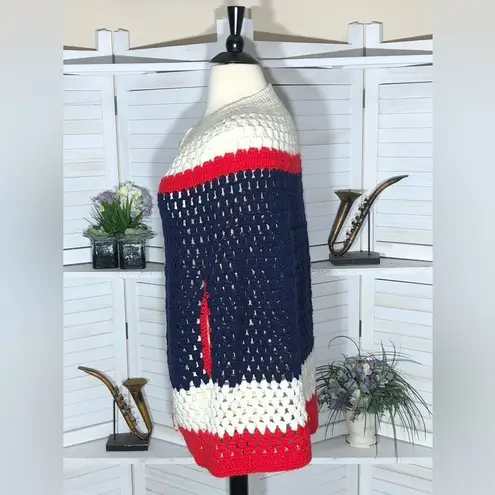 Vintage 80s 90s Crocheted Wool Poncho Cape Red White Blue Large XL