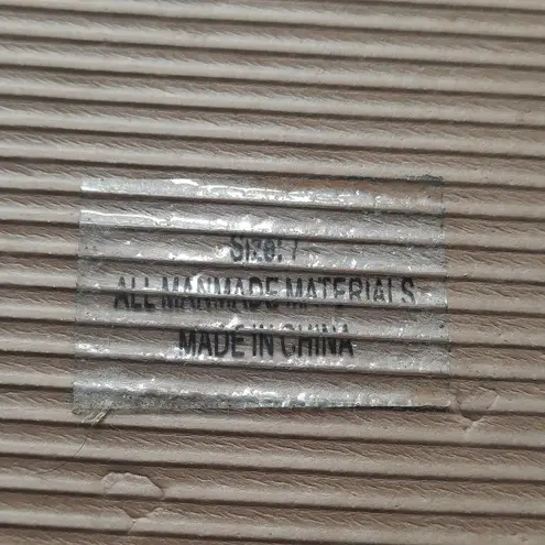 Olivia Miller Sandals Shoes Womens Size 7 Tan Beaded Thong Slip On