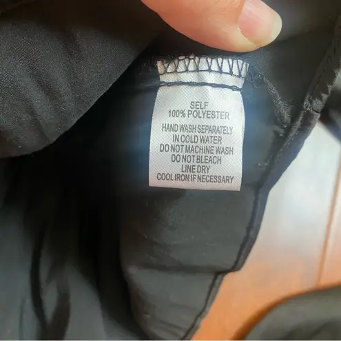 Juniper Blu Women’s Black Long Sleeve Crop Top Tie & Ruffles Size Small