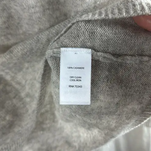 Adrienne Vittadini 2 Ply 100% Cashmere Crew Neck Soft Gray Sweater Size Large