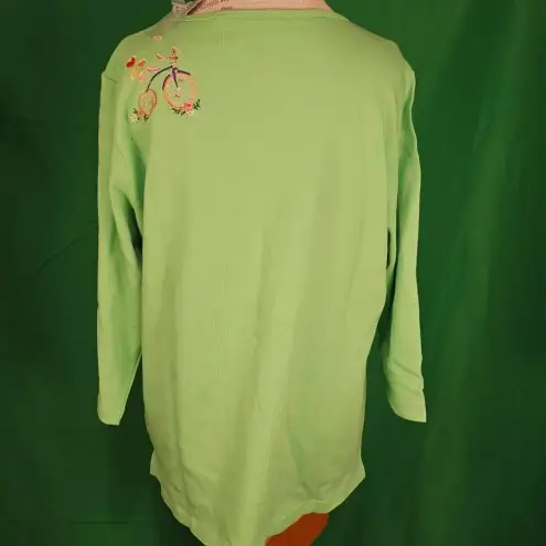 Quacker Factory NWT  Green Embroidered Embellished‎ Bicycle 3/4 Sleeve Top L