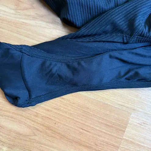 ANDIE Catalina Rib One-Piece Swimsuit in Black Size XL