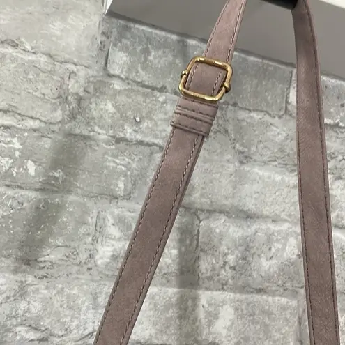 Massini Tan and Gold Crossbody Bag with Structured Design