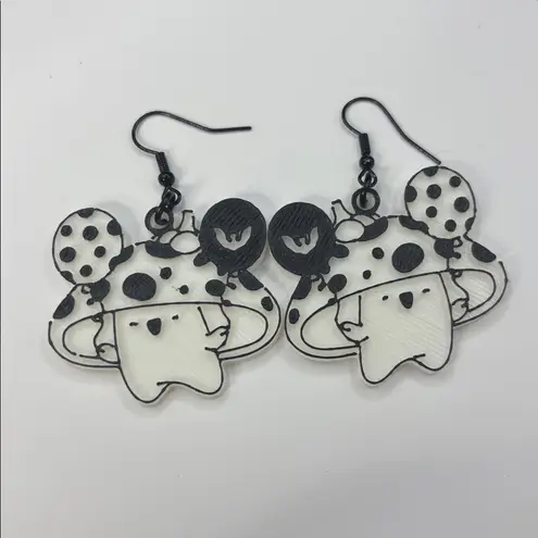 Mushroom Halloween Earrings – Spooky Cute Fall Jewelry Black