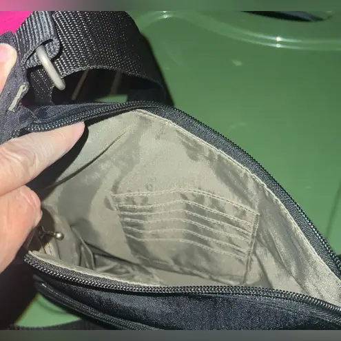 Baggallini Baggalini Cross-Body Shoulder Bag Handbag Purse Black Nylon Lightweight