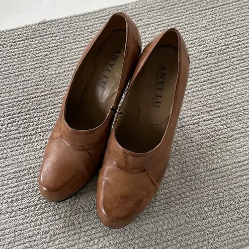 ANYI LU Cognac Brown Leather Heeled Pumps Size 37.5 Handmade in Italy