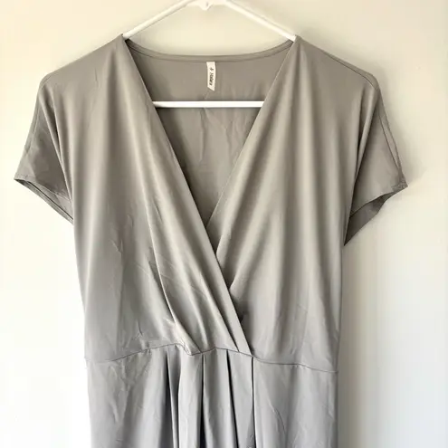 Halara Breezeful V Neck Short Sleeve Side Pocket Tie Back Quick Dry Midi Dress