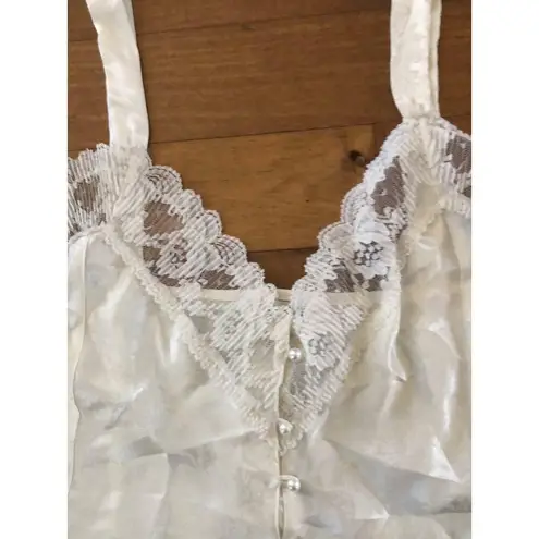 NWT 1980's Vintage, Lauren, Alexandra Bridal lingerie White camisole size large
