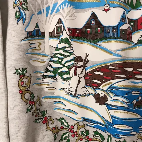 Hanes Vintage snowy Christmas time theme on pullover fall cozy sweater size small