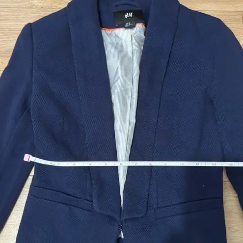 H & M Crop Knit Navy Blazer with Shawl Collar Hook Closure Fully Lined size 2