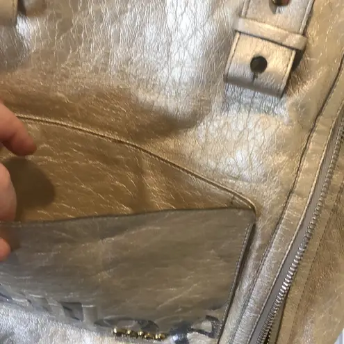 Chloé CHLOE Eclipse Oversized Ivory Silver Gold Tote Shoulder Bag Exterior Zip Pockets