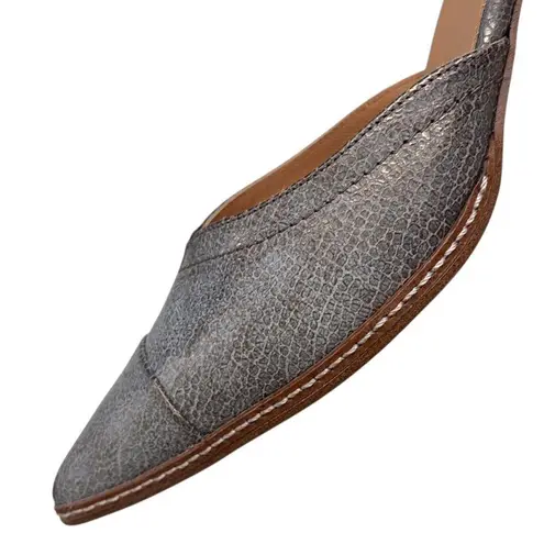 EUC Sundance Leather Heeled Sandals Grey Metallic Size 10